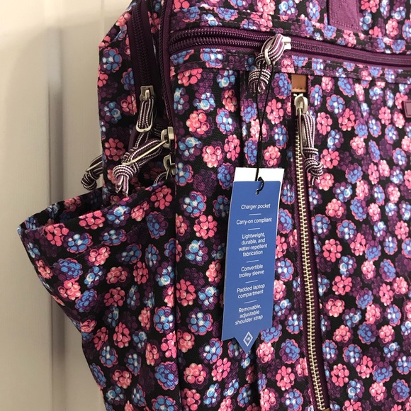 NWT Vera Bradley lighten up weekender travel bag - Picture 4 of 6